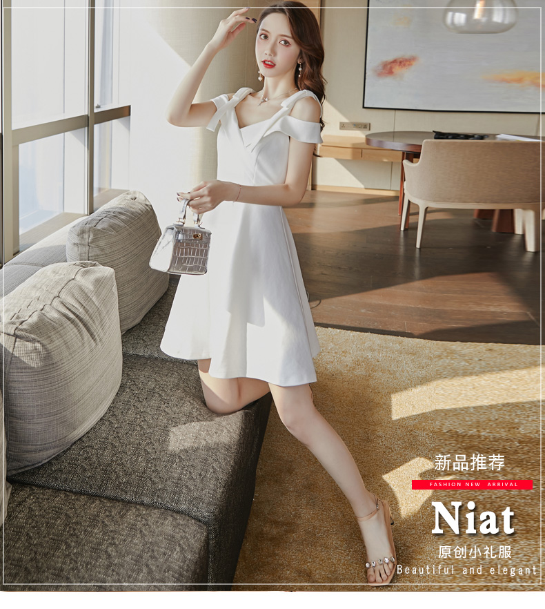 KM CK 宴会气质平时可穿显瘦吊带一字肩连衣裙白色小晚礼服裙(图1)